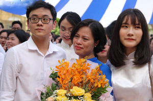 Gợi ý lời tri ân thầy cô ngày 20/11 ngắn ngọn, ý nghĩa