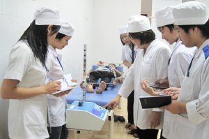 Cao đẳng Y khoa Phạm Ngọc Thạch có xét học bạ không?